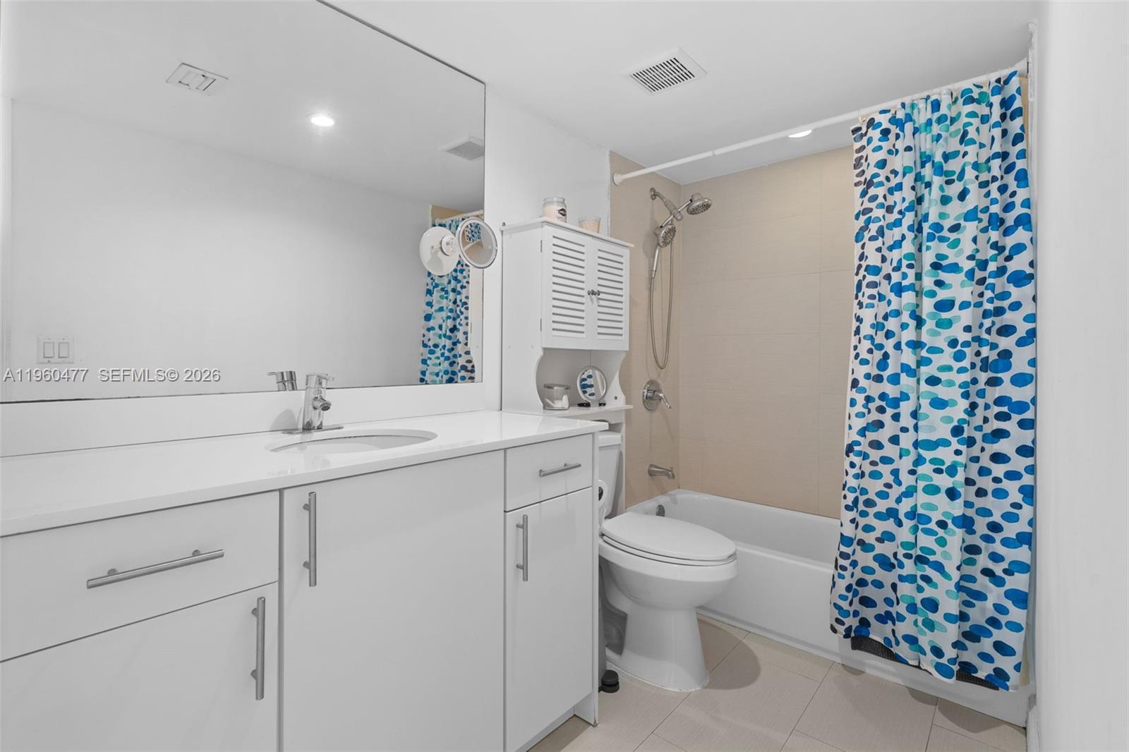 GALEN DRIVE CONDO APTS - Residential
