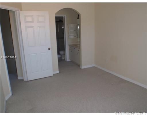 Villas At Harbor Isles Co - Residential Lease