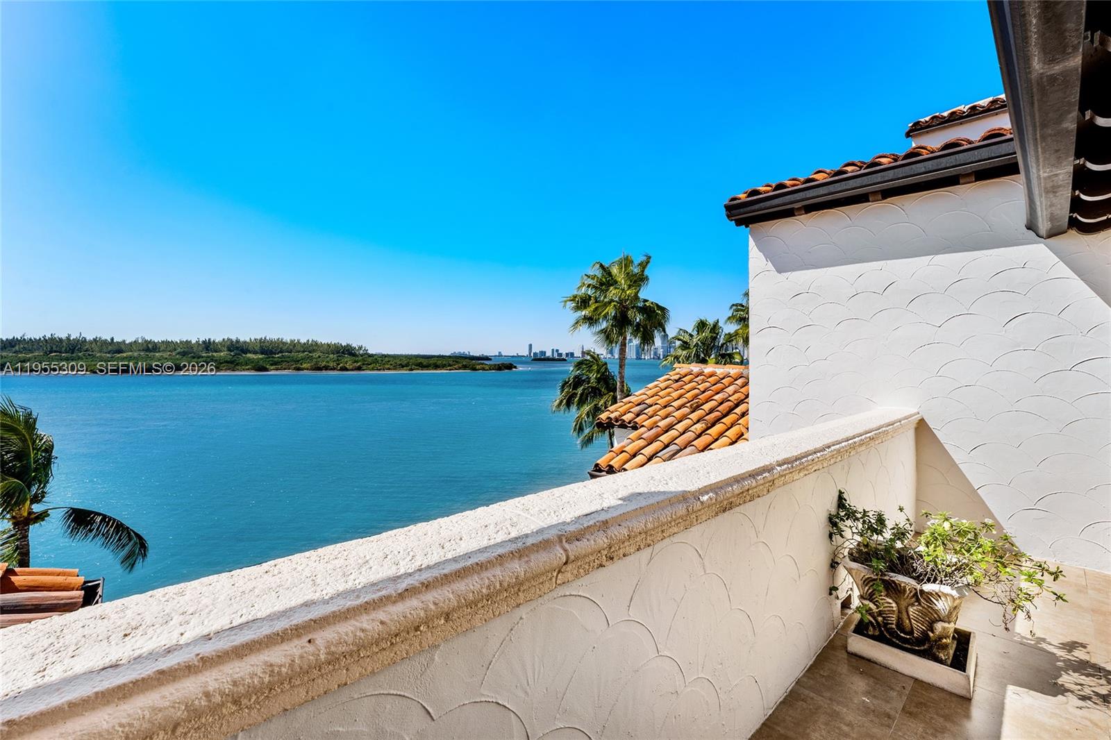 BAYSIDE VILLAGE CONDO - Residential