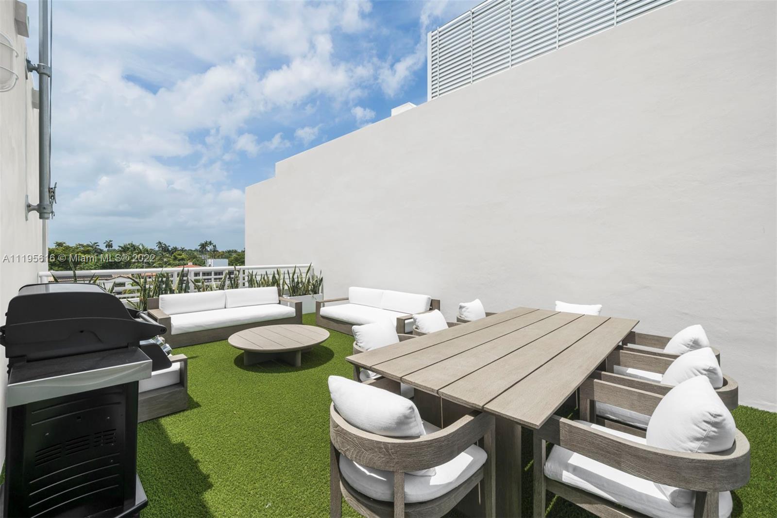 AQUA AT ALLISON ISLAND - Residential
