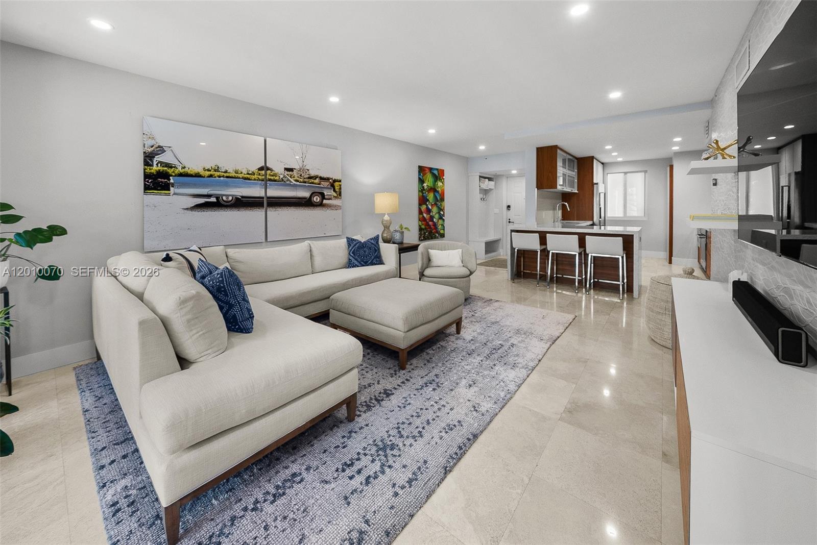THE COURTS AT SOUTH BEACH - Residential