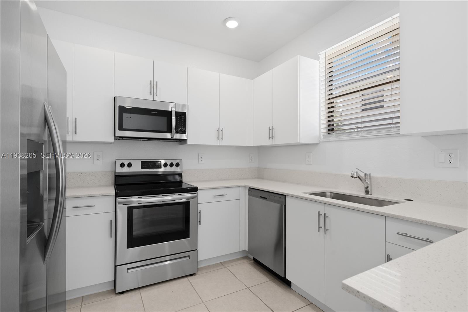 PINE ISLE - Residential