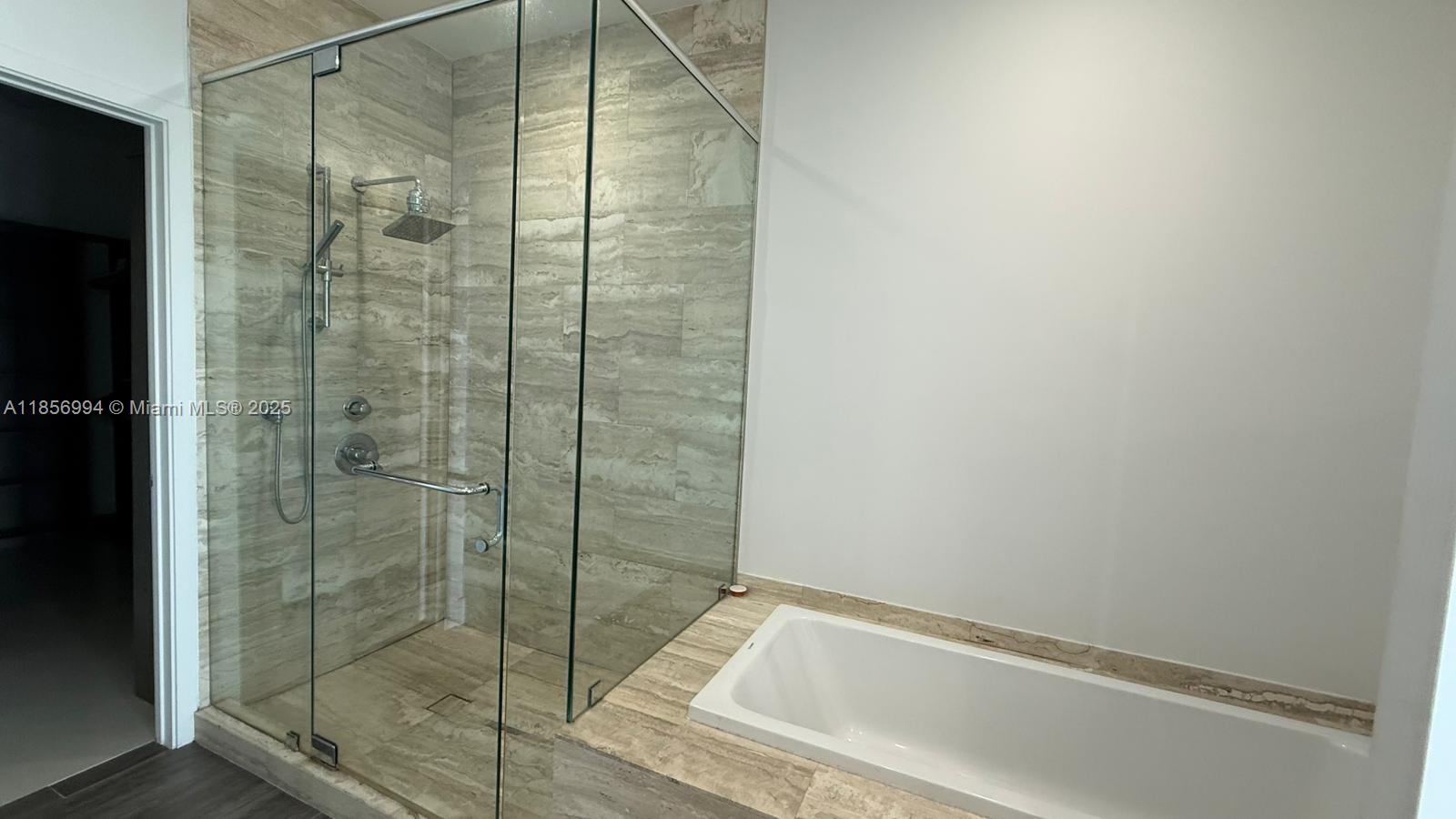 BISCAYNE BEACH CONDO - Residential Lease