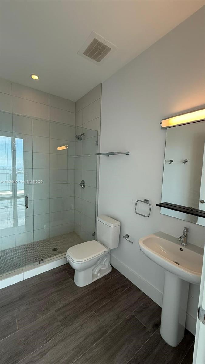 BISCAYNE BEACH CONDO - Residential Lease