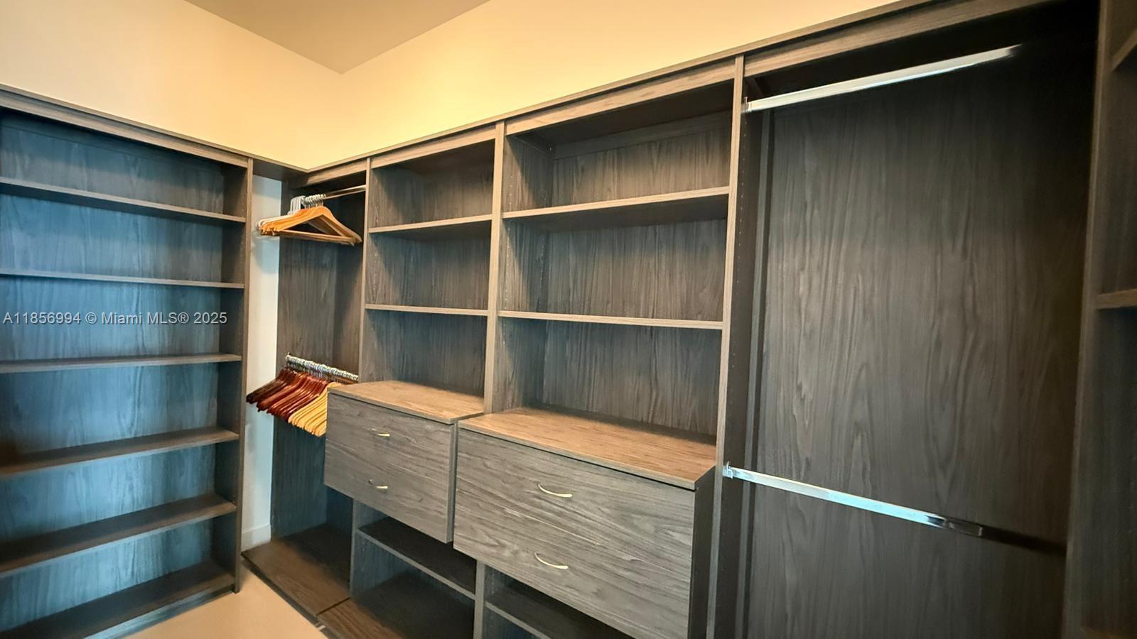 BISCAYNE BEACH CONDO - Residential Lease