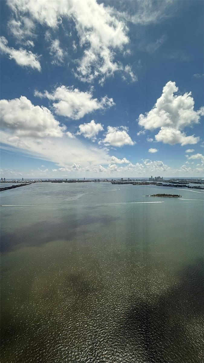BISCAYNE BEACH CONDO - Residential Lease