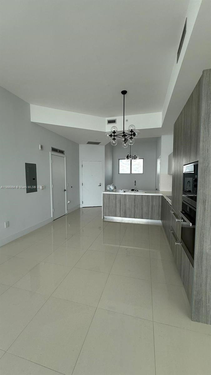 BISCAYNE BEACH CONDO - Residential Lease