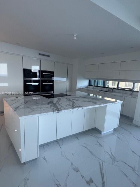 18555 COLLINS AVENUE COND - Residential