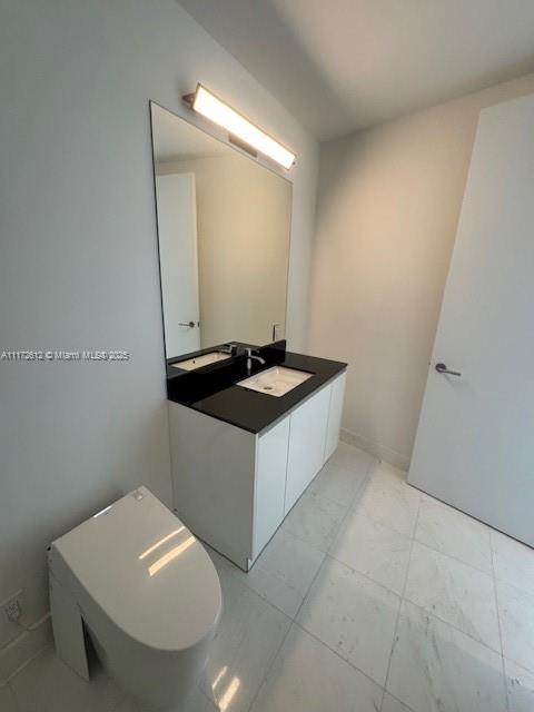 18555 COLLINS AVENUE COND - Residential