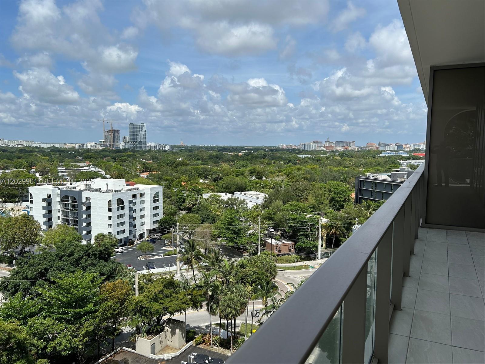 2678 CONDO - Residential