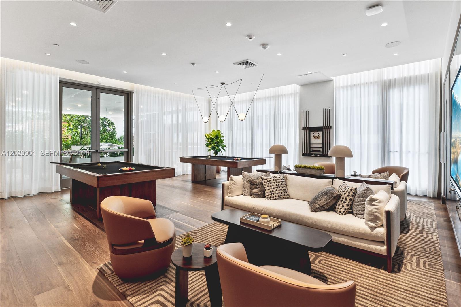 2678 CONDO - Residential