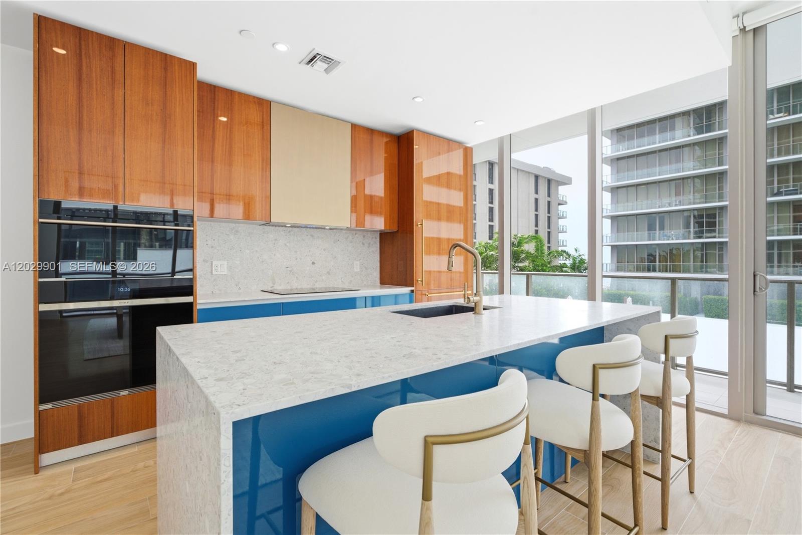 2678 CONDO - Residential