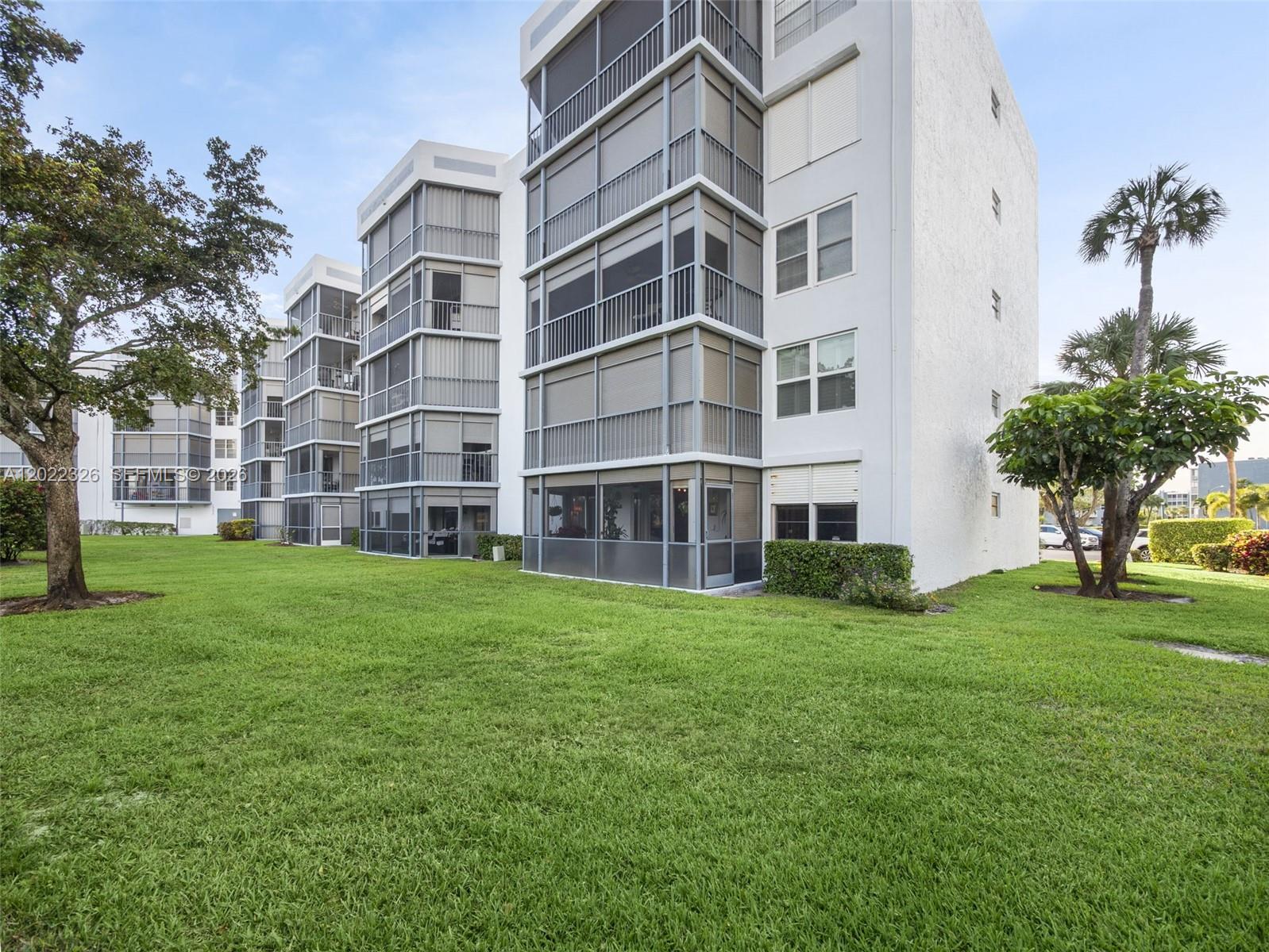 BOCA TEECA CONDO 9 - Residential