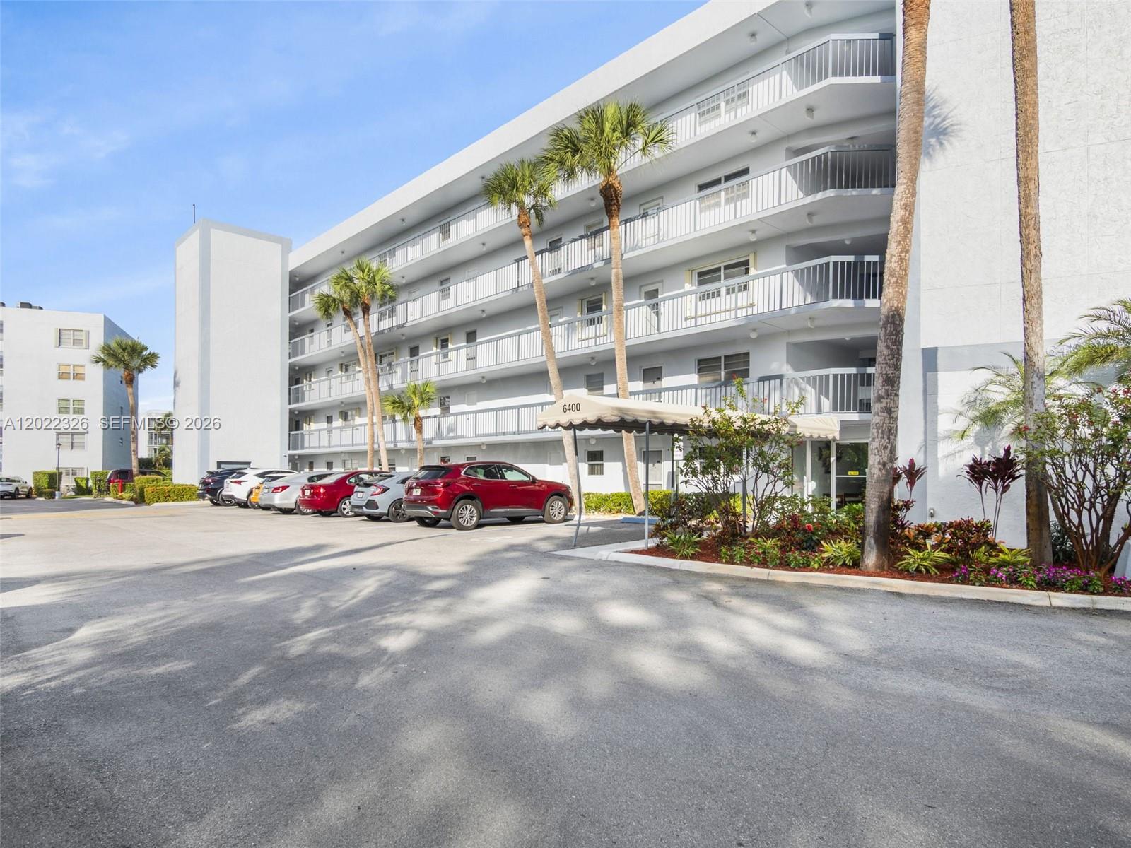 BOCA TEECA CONDO 9 - Residential