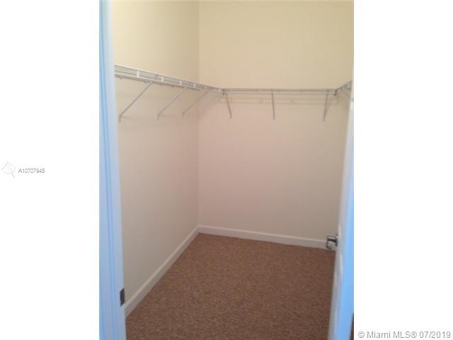 DORAL CAY - Residential Lease