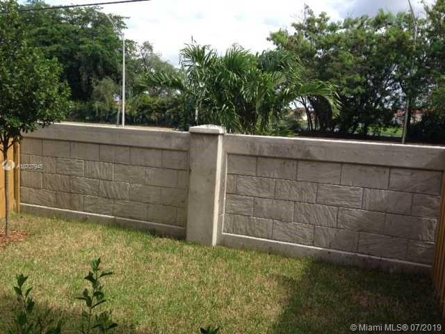 DORAL CAY - Residential Lease