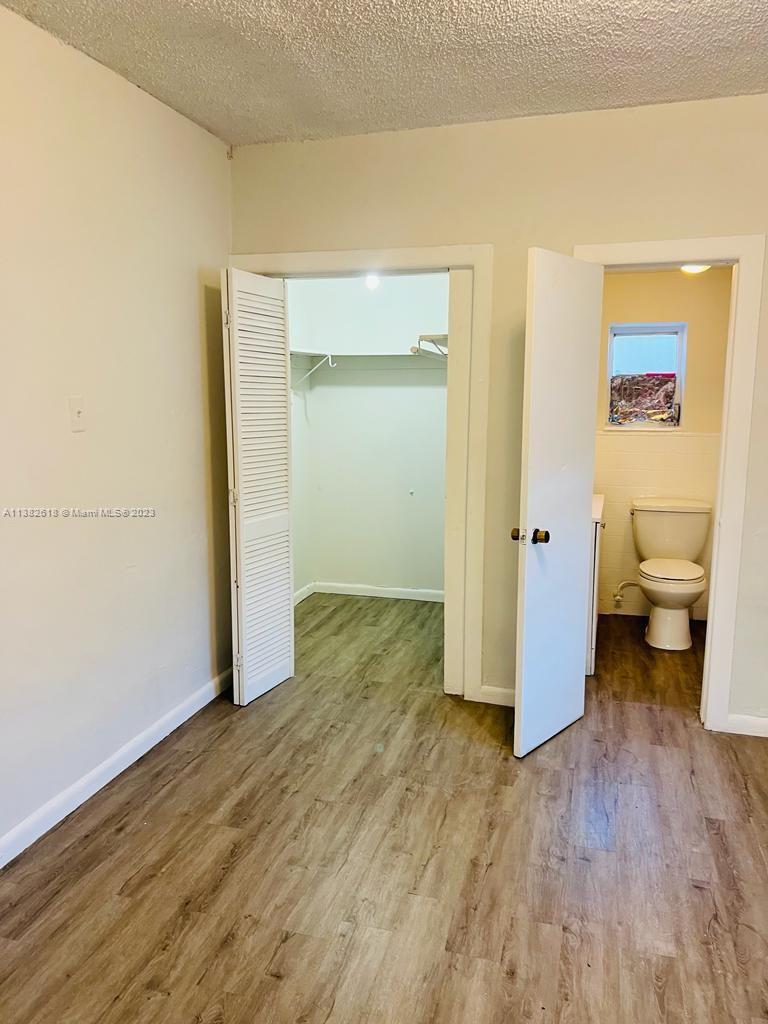 AMND PLAT OF MIAMI SUBURB - Residential Lease