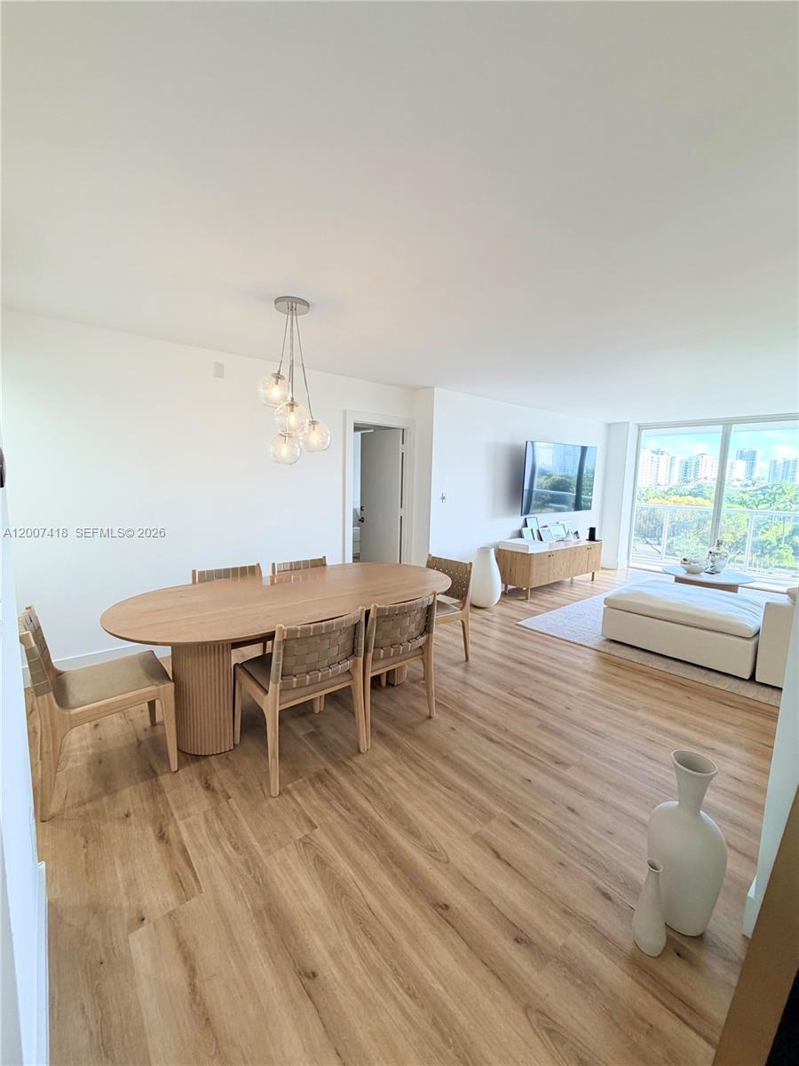 FLAMENCO CONDO-TOWER I - Residential