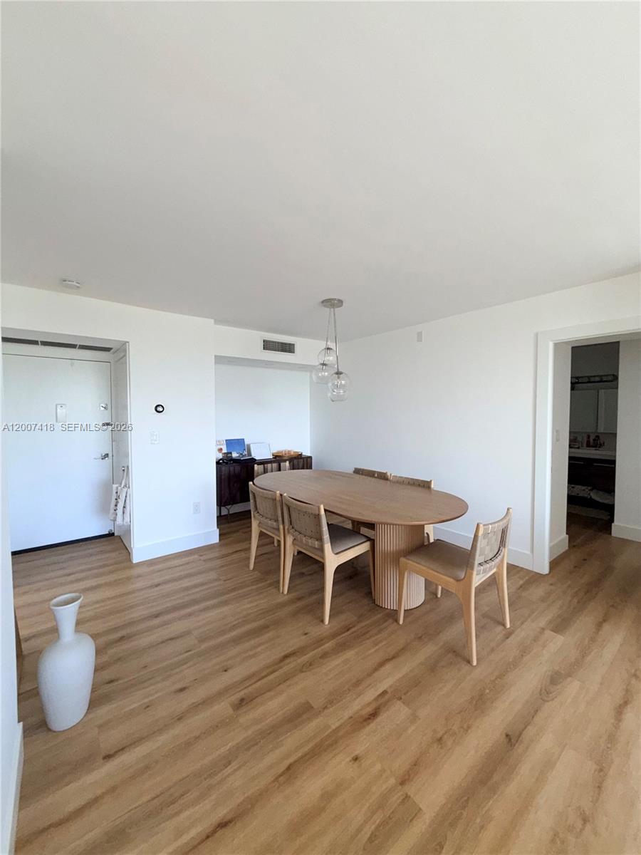 FLAMENCO CONDO-TOWER I - Residential
