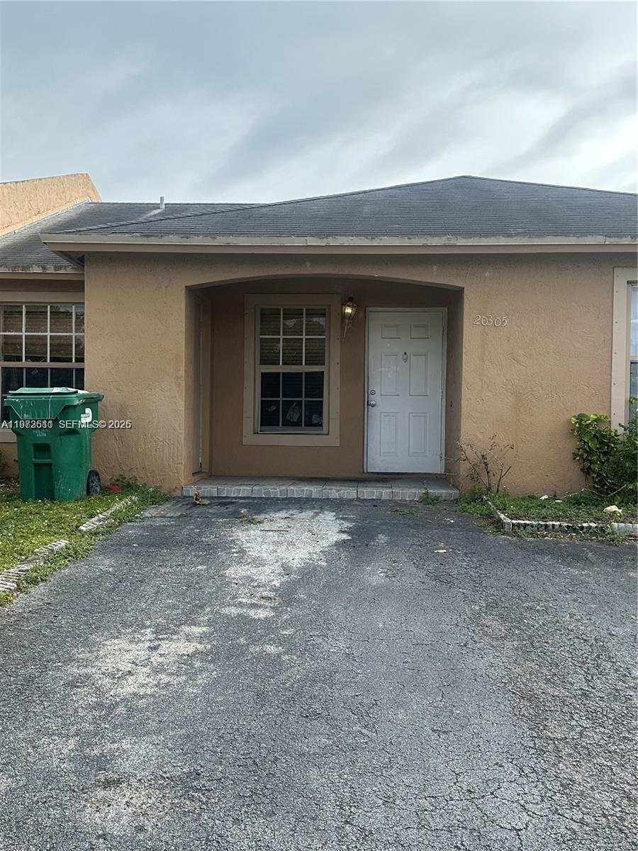 NEW ROOF!! This 3-bedroom, 2-bath home with a New Roof in 2025, tenant-occupied, is ideal for investors. Conveniently located near Hard Rock Stadium, with easy access to major highways, shopping, dining, and entertainment. Short drive to Aventura Mall and beaches. Great opportunity in a high-demand area!