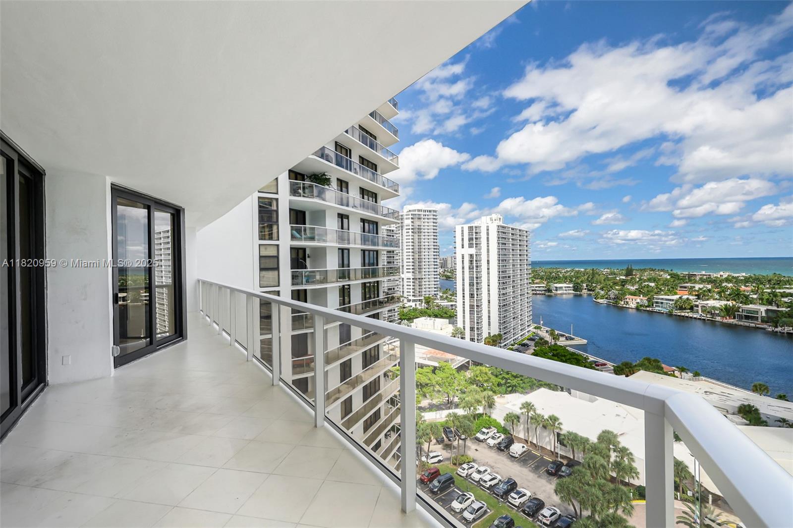 HAMPTONS WEST CONDO - Residential
