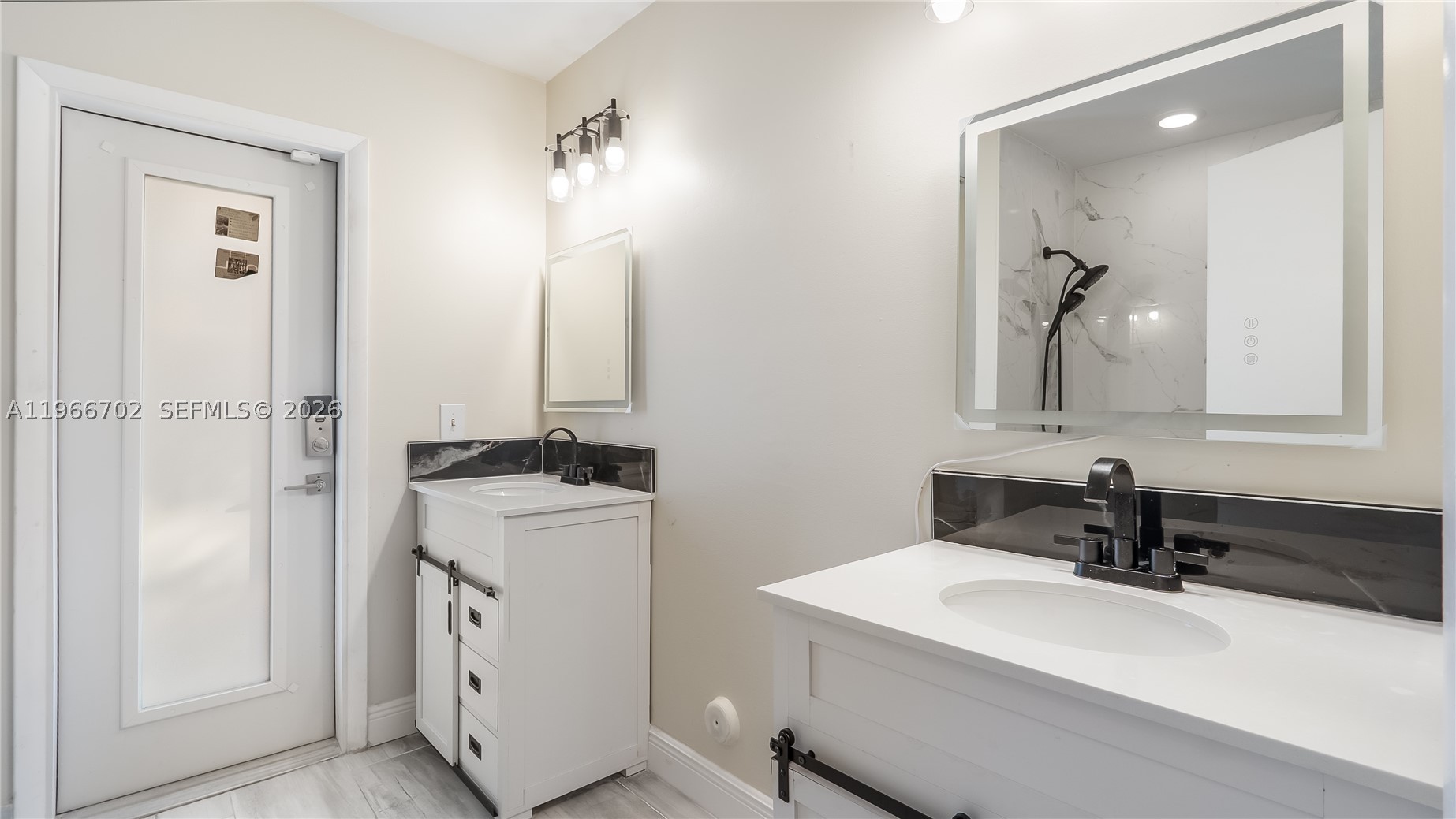 MAPLEWOOD - Residential