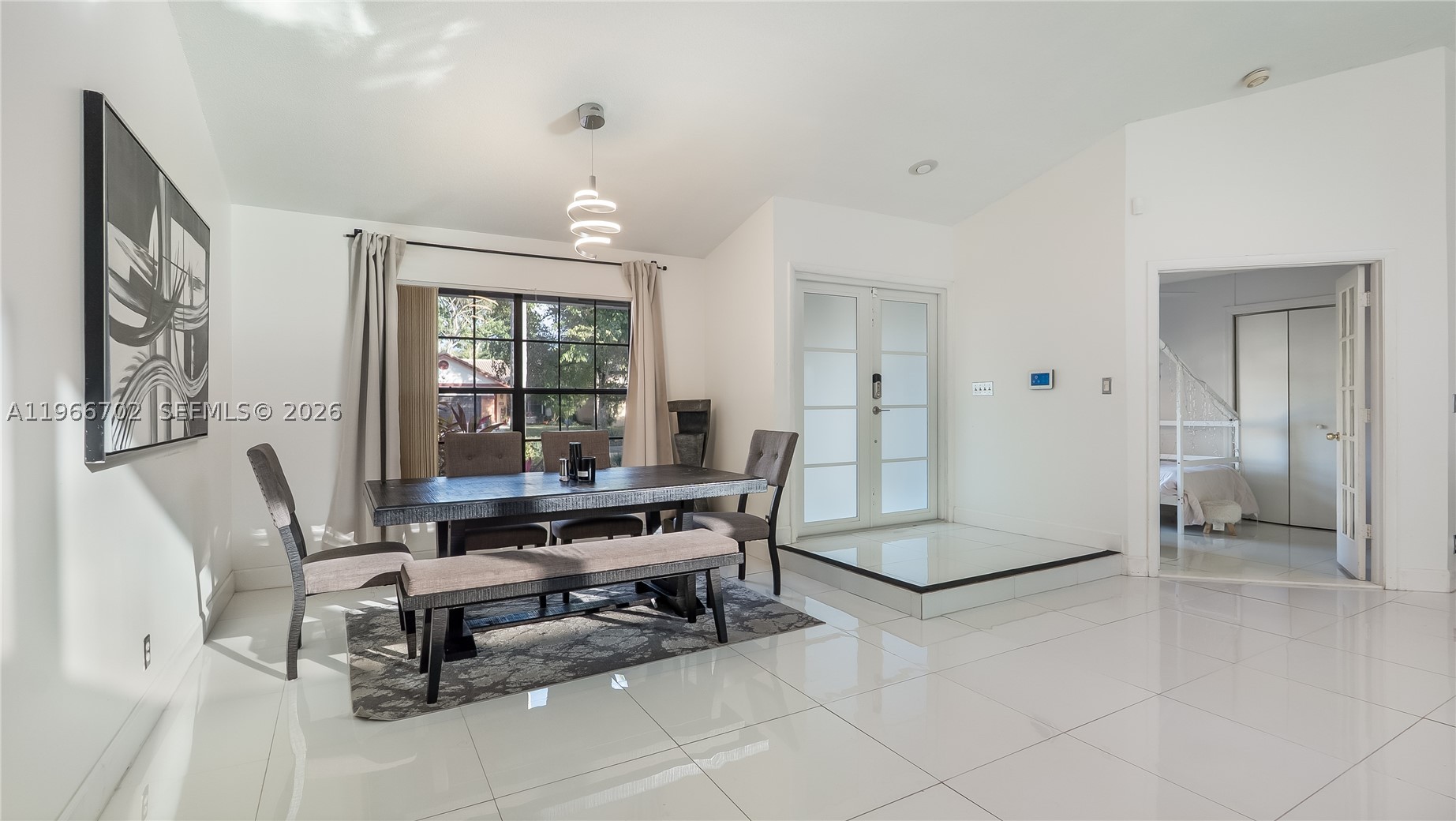 MAPLEWOOD - Residential