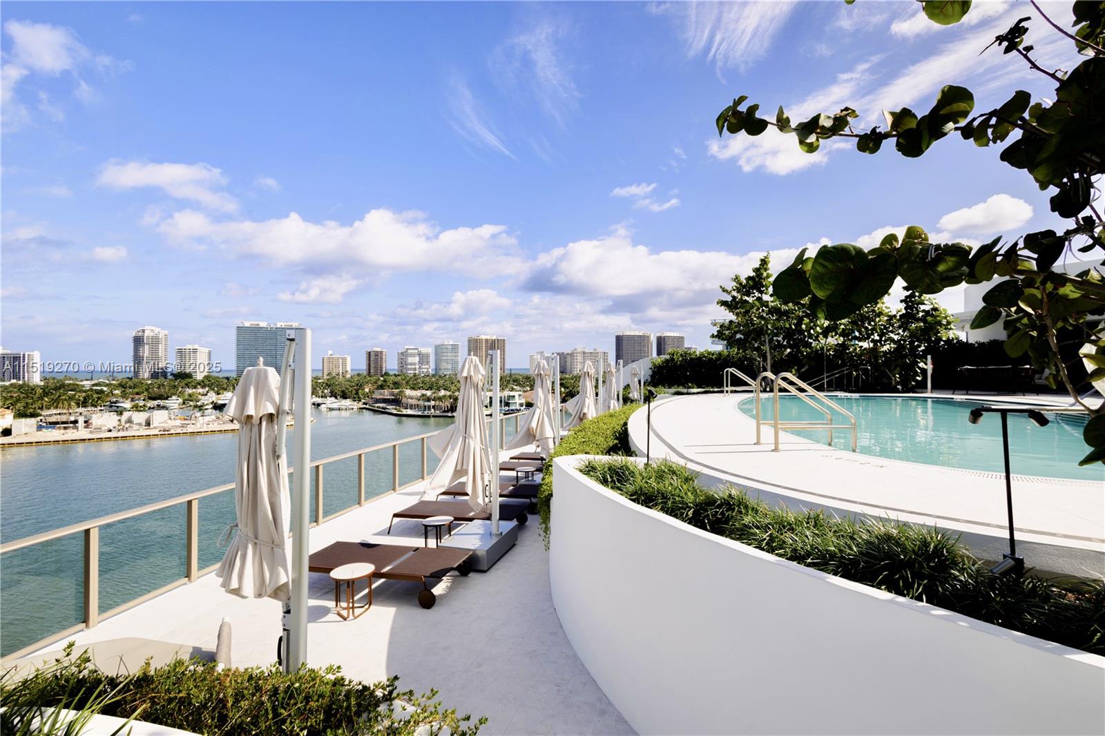 Onda Residences - Residential