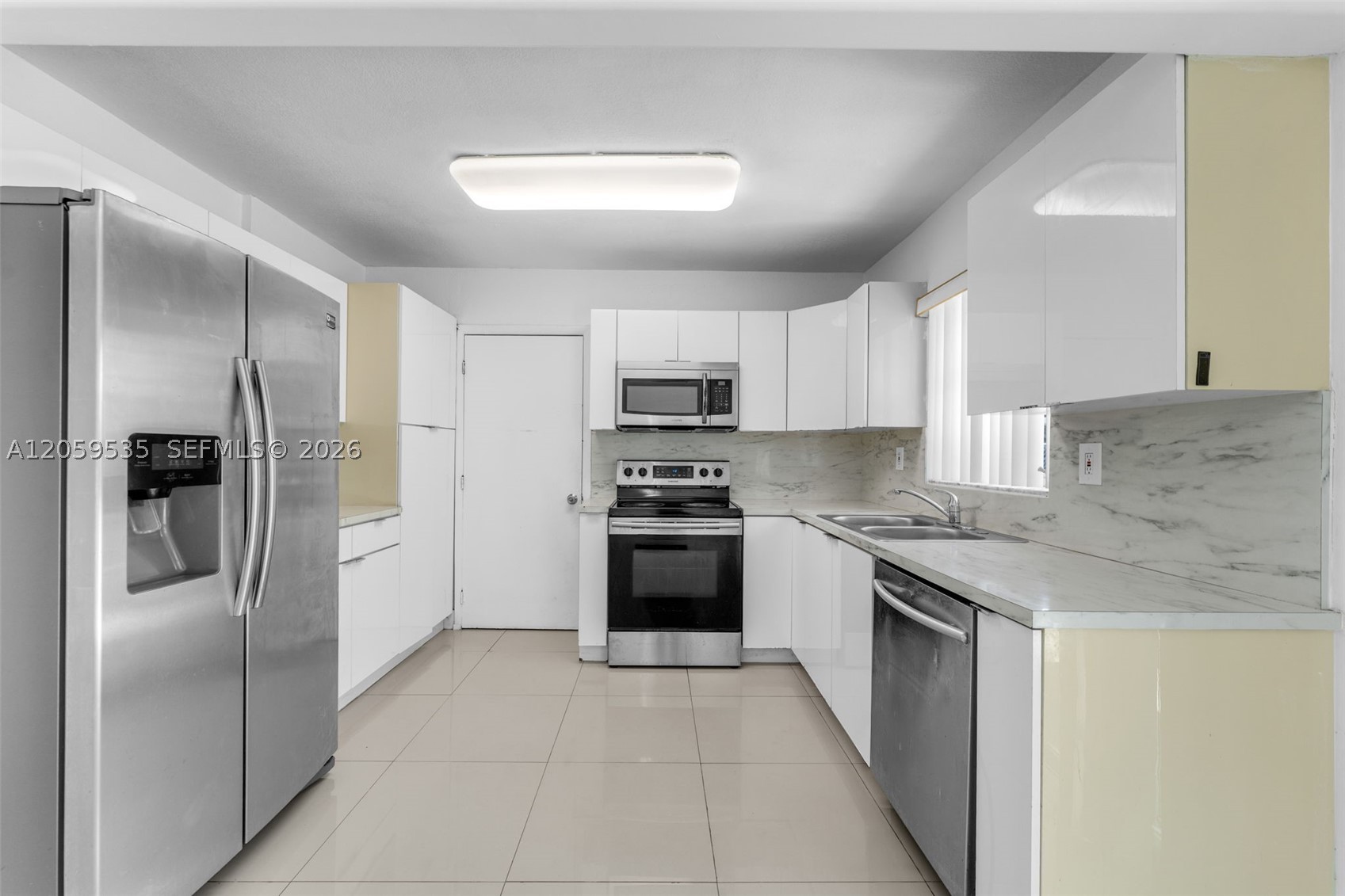FAIRWAY ESTATES SEC SIX - Residential