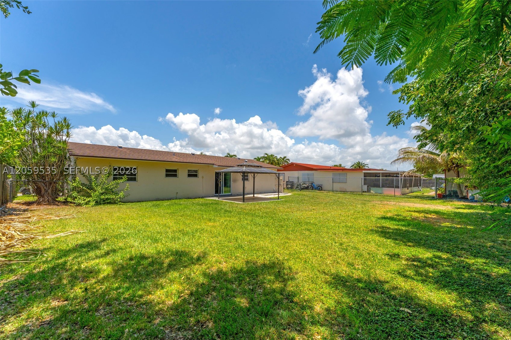 FAIRWAY ESTATES SEC SIX - Residential