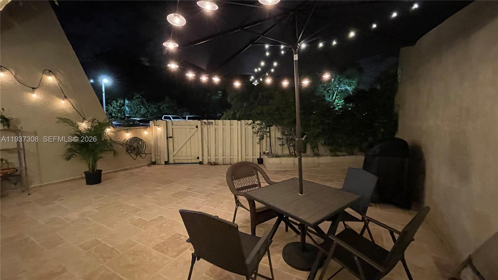 NORTHGATE TOWNHOUSE CONDO - Residential Lease