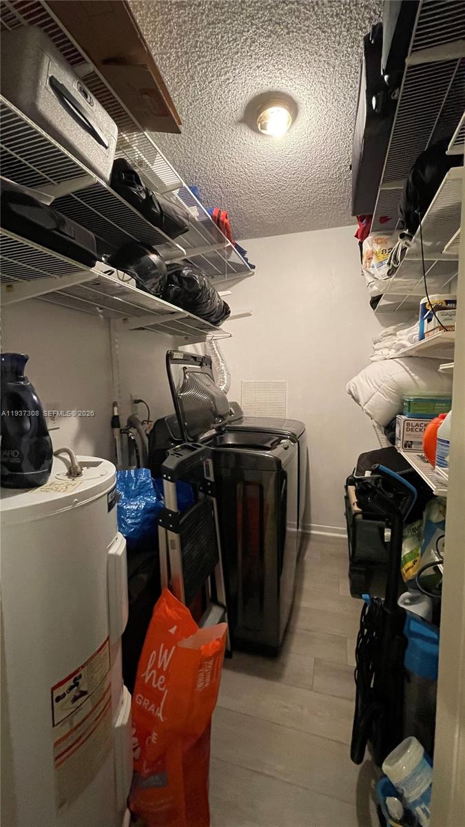 NORTHGATE TOWNHOUSE CONDO - Residential Lease