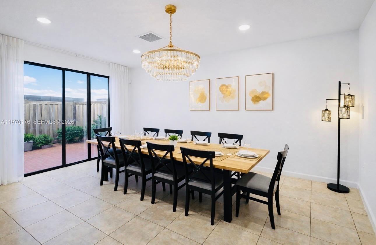 SILVER PALM EAST SECTION - Residential