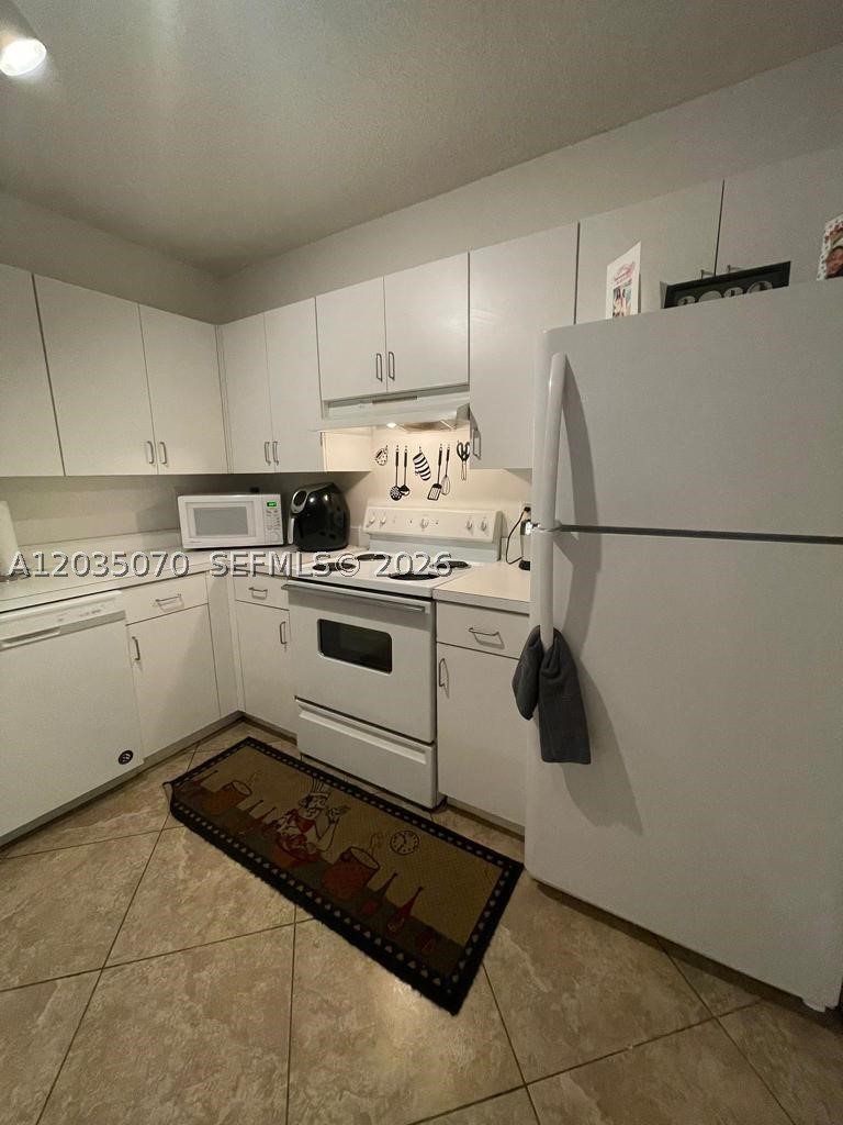EL-AD ENCLAVE AT MIRAMAR - Residential Lease