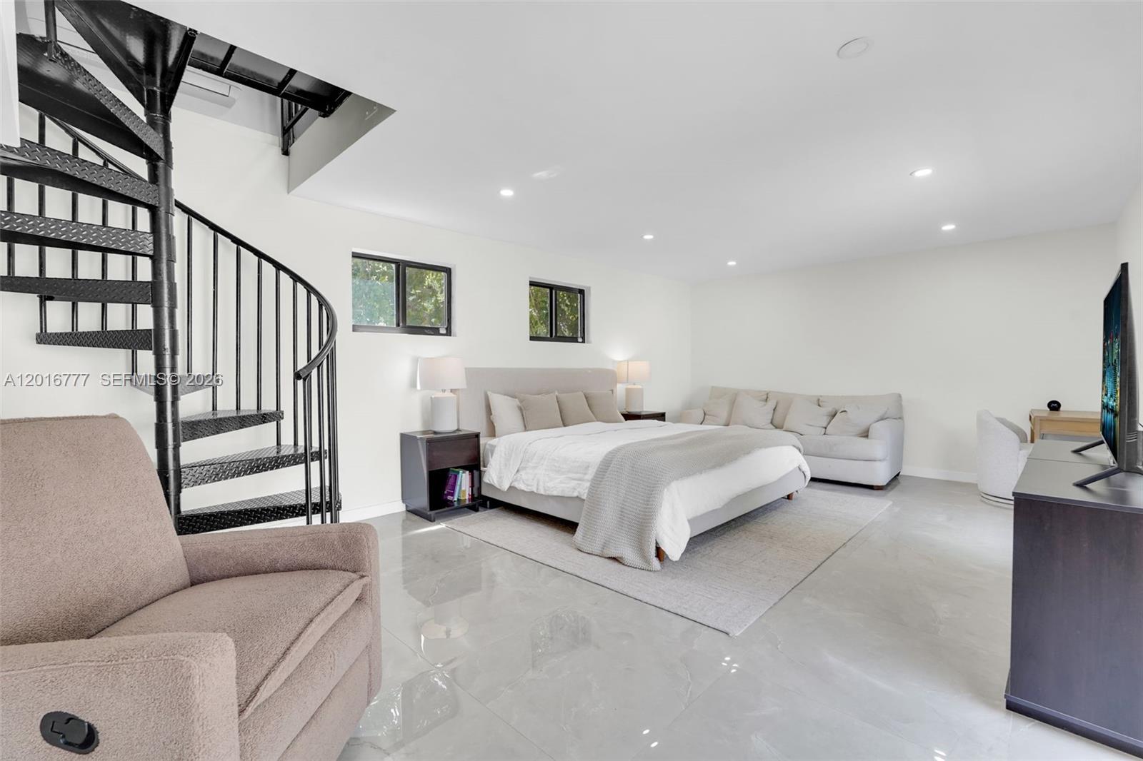 SHERIDAN HILLS SEC ONE - Residential