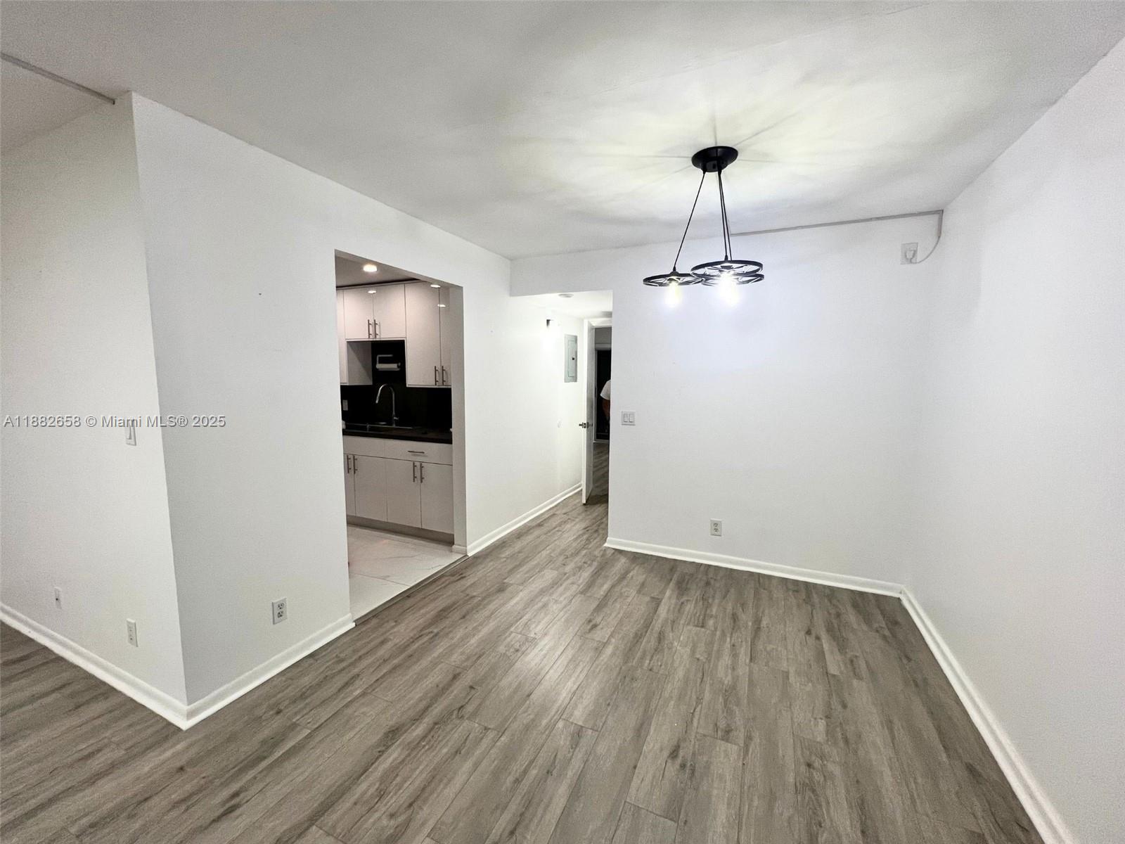 NEW HAMPTON AT CENTURY VI - Residential