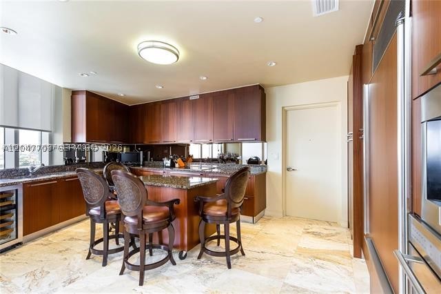 TDR TOWER I CONDO - Residential Lease