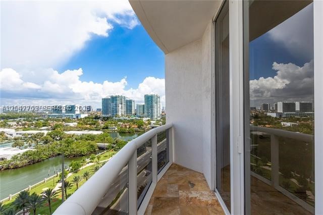 TDR TOWER I CONDO - Residential Lease