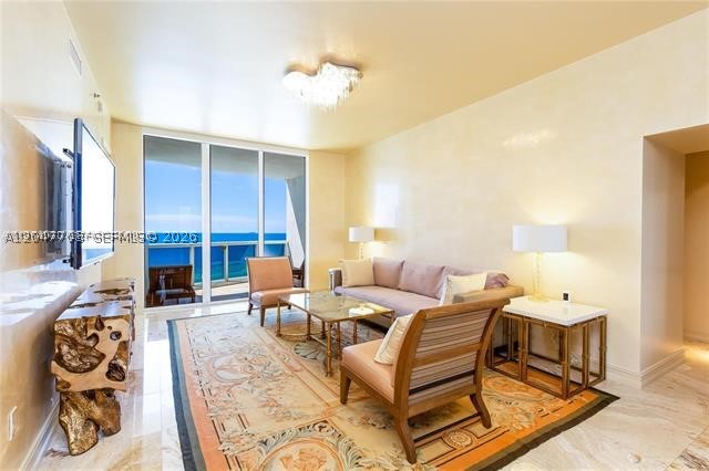 TDR TOWER I CONDO - Residential Lease
