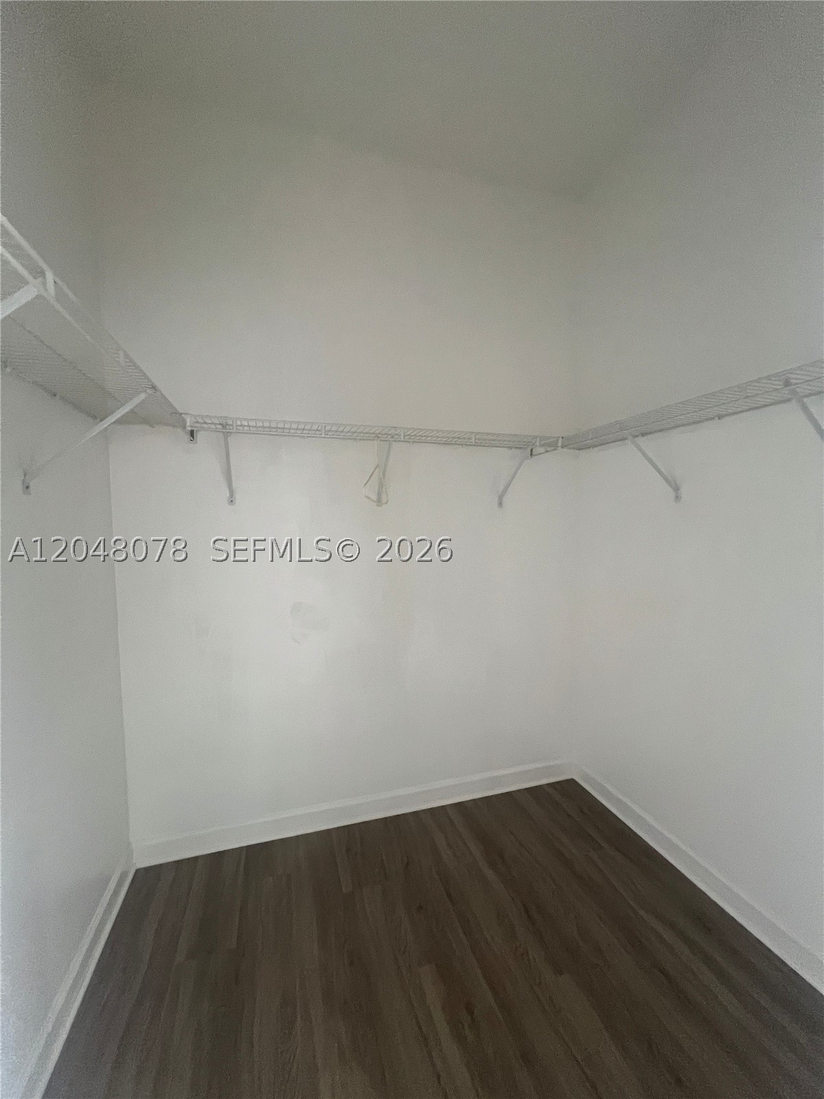 LAKES BY THE BAY SEC 8 - Residential Lease