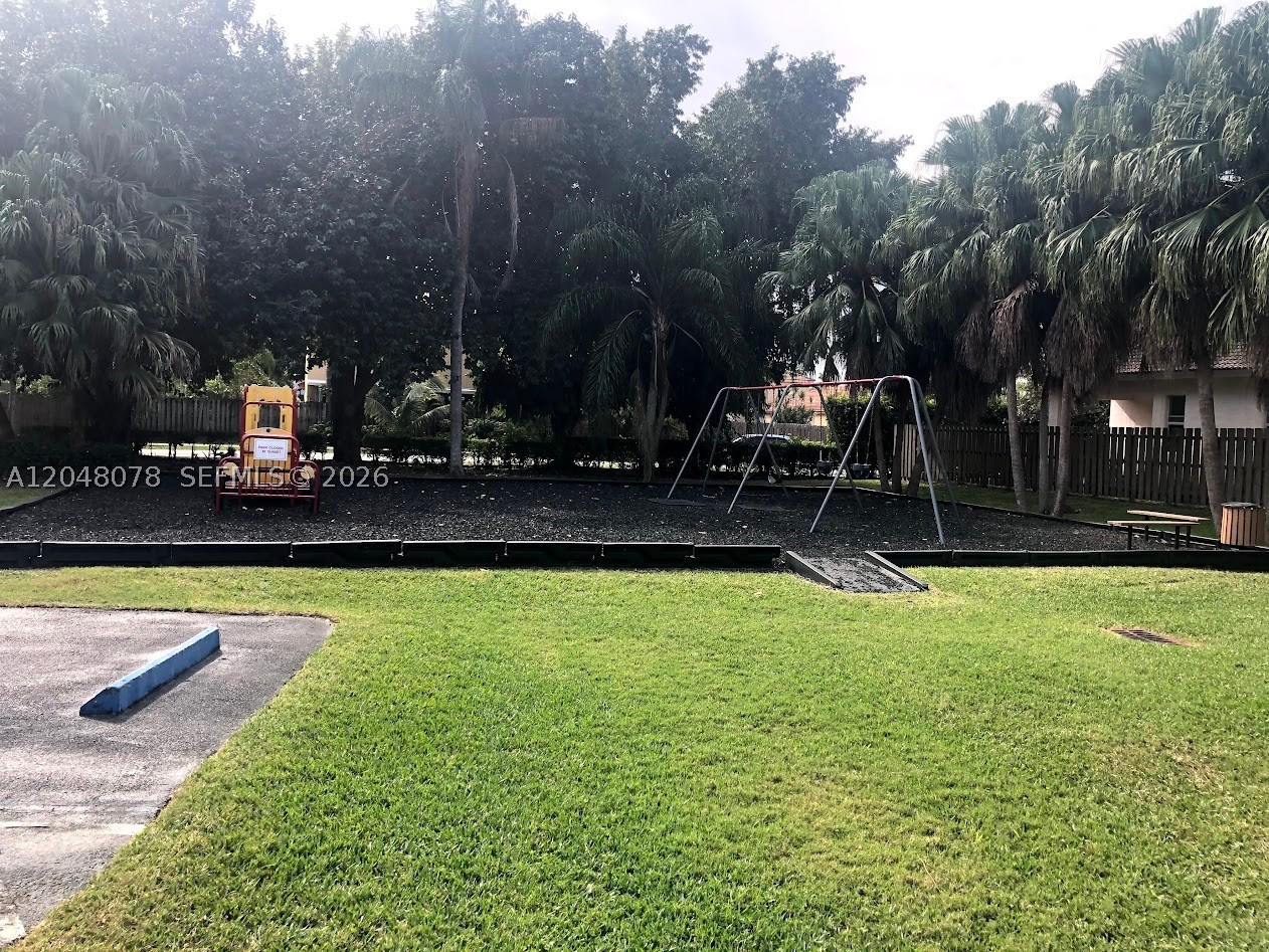 LAKES BY THE BAY SEC 8 - Residential Lease