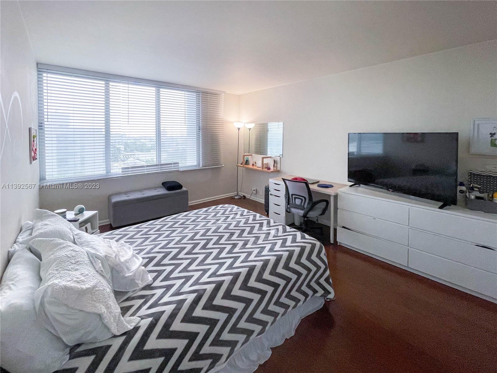 MIRADOR 1000 CONDO - Residential Lease