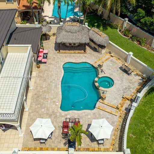WEST LAKES ESTATES SUB - Residential
