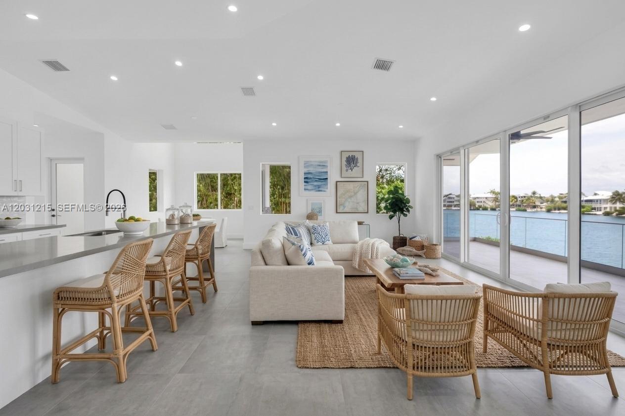 BUCCANEER PT (LARGO SOUND - Residential