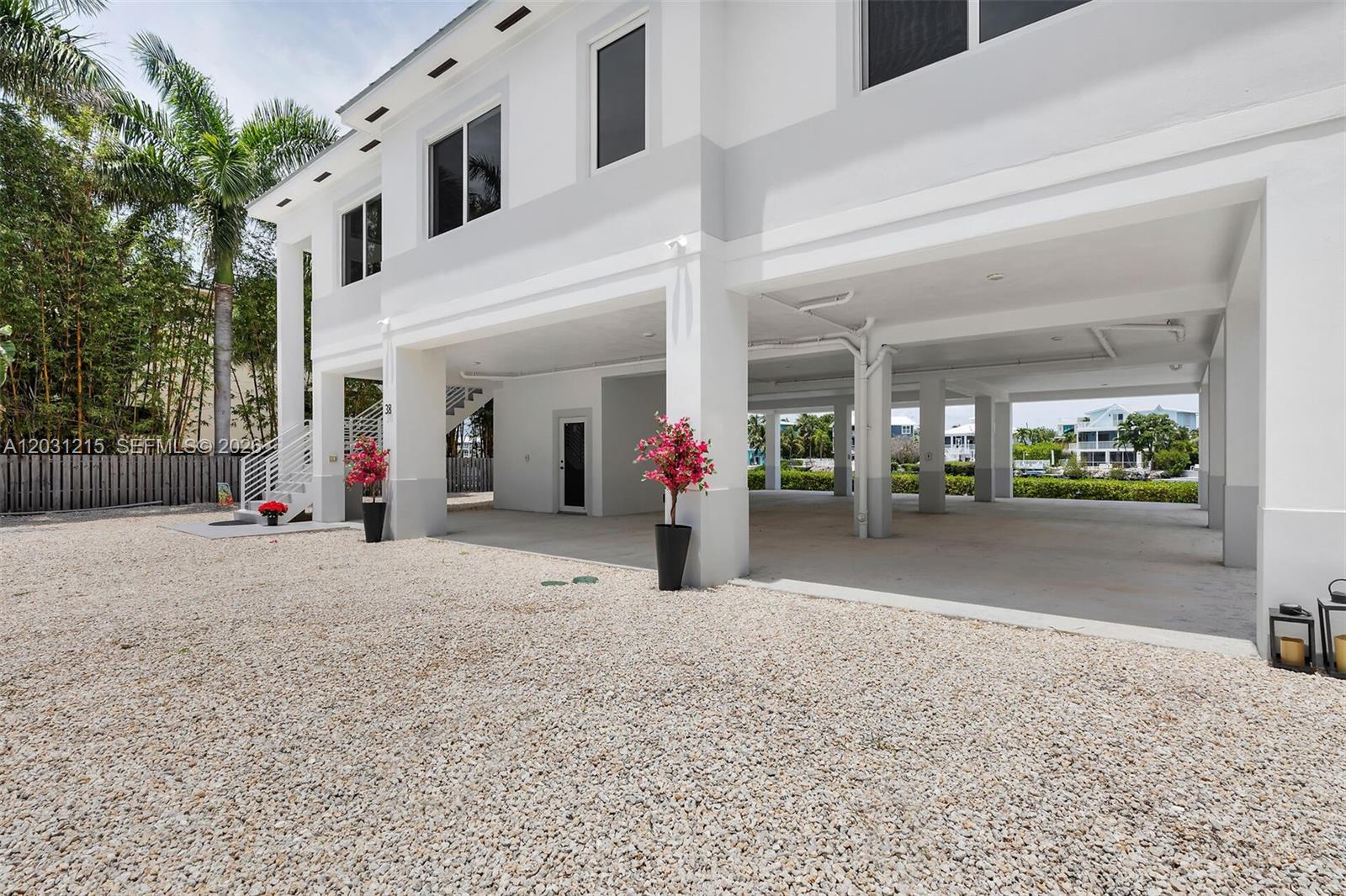 BUCCANEER PT (LARGO SOUND - Residential