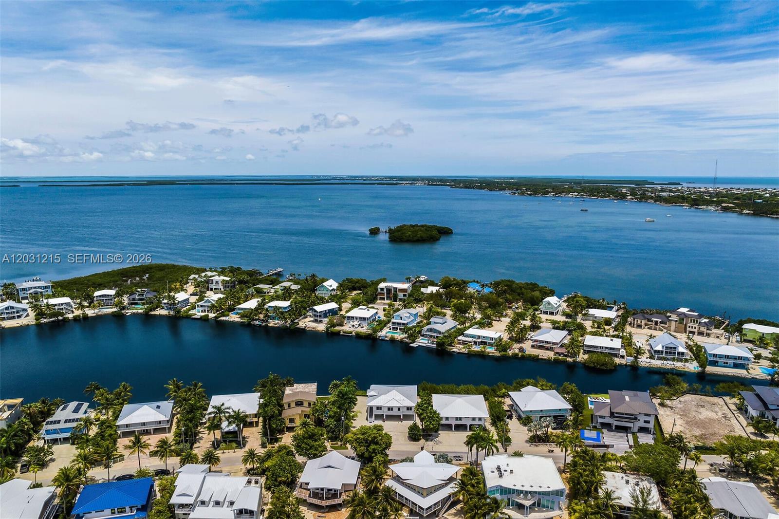 BUCCANEER PT (LARGO SOUND - Residential