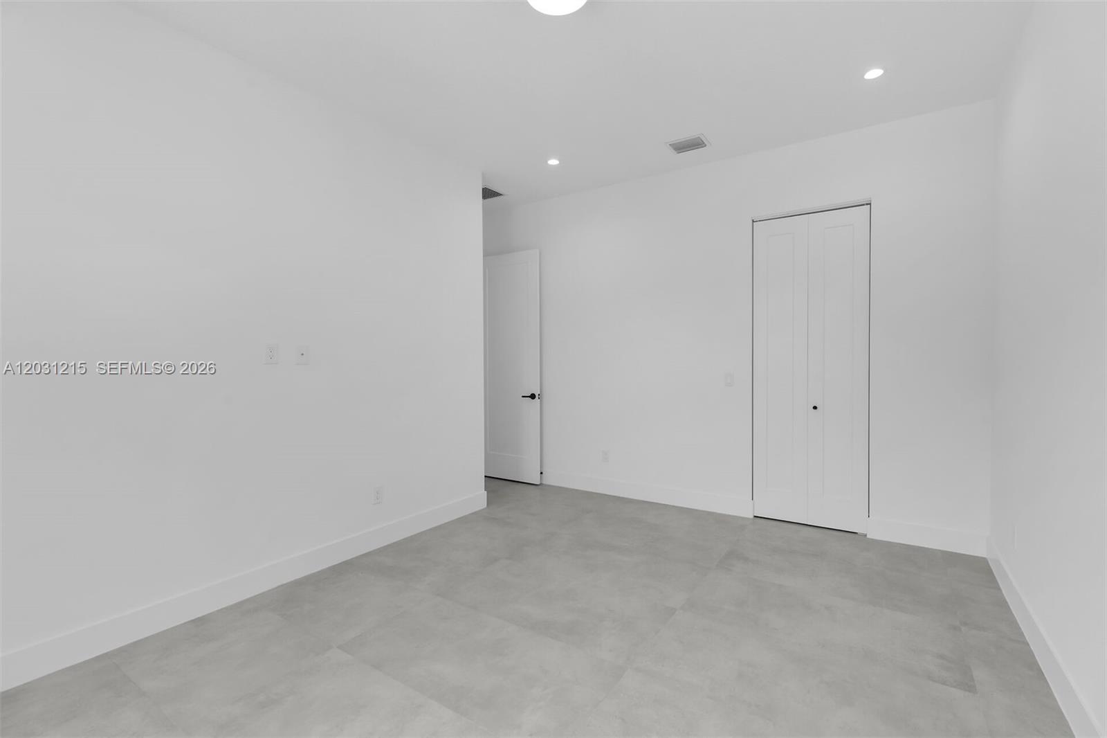 BUCCANEER PT (LARGO SOUND - Residential