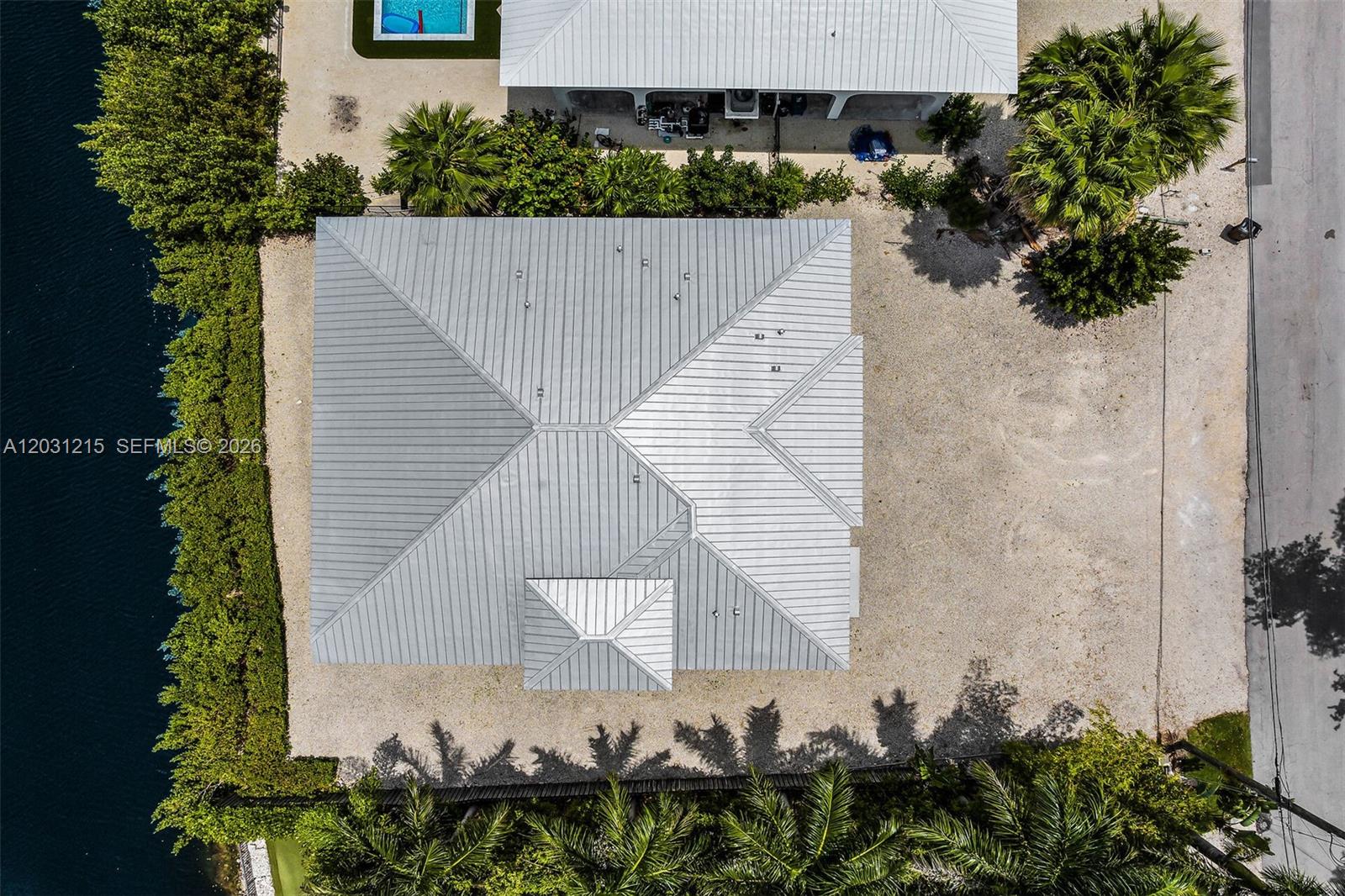 BUCCANEER PT (LARGO SOUND - Residential