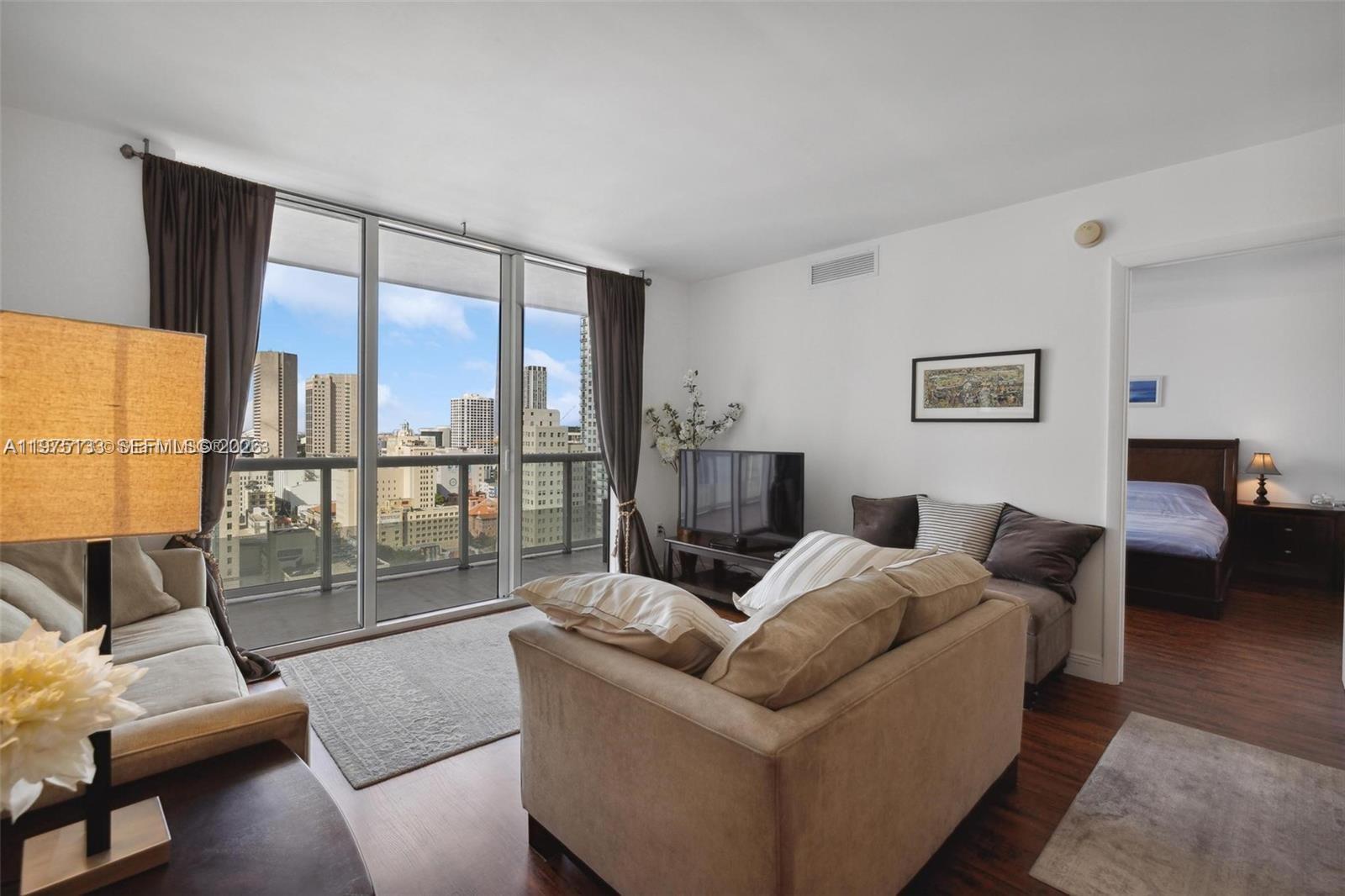 50 BISCAYNE CONDO - Residential