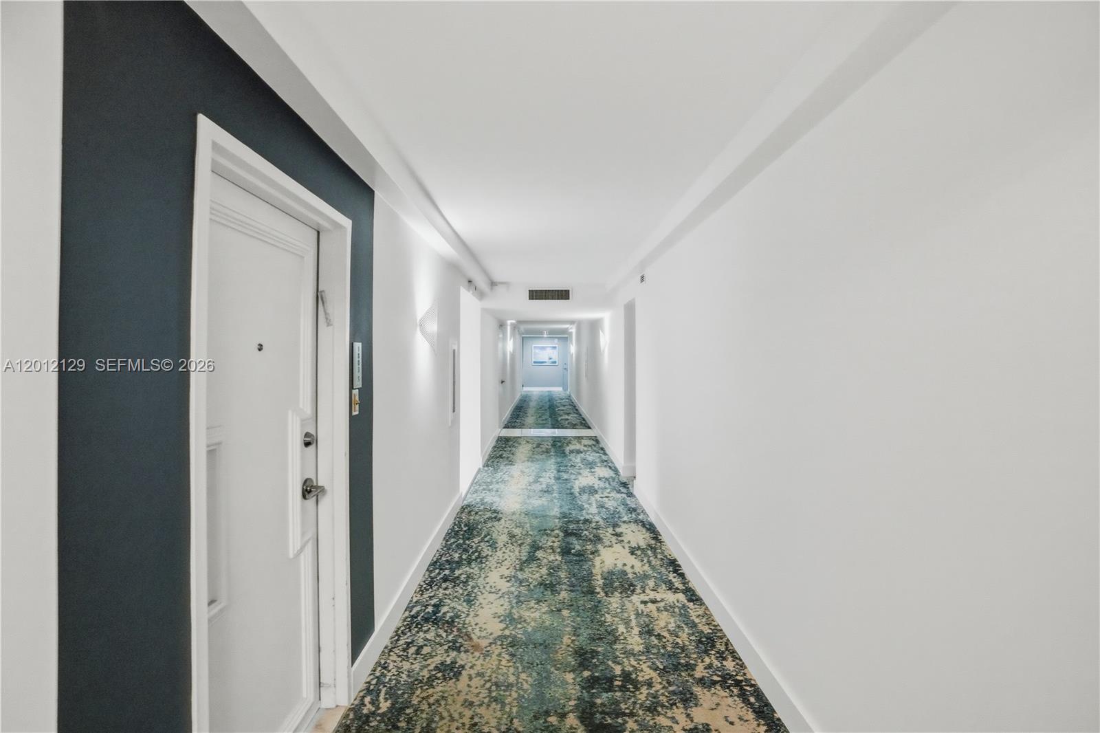 AQUARIUS CONDO - Residential